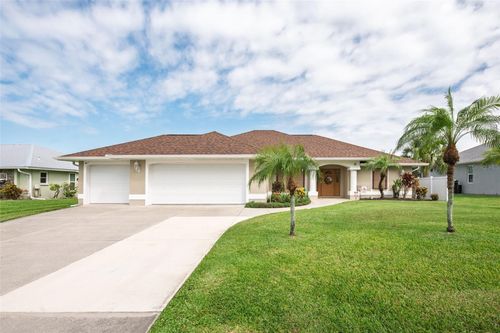 7411 Snow Dr, ENGLEWOOD, FL, 34224-7787 | Card Image