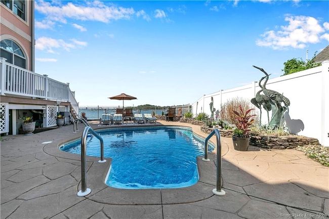 114 Cove St, House other with 4 bedrooms, 7 bathrooms and 6 parking in New Haven CT | Image 36
