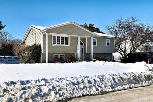 28 Jacobs Rd, Thiells, NY, 10984-1623 | Card Image