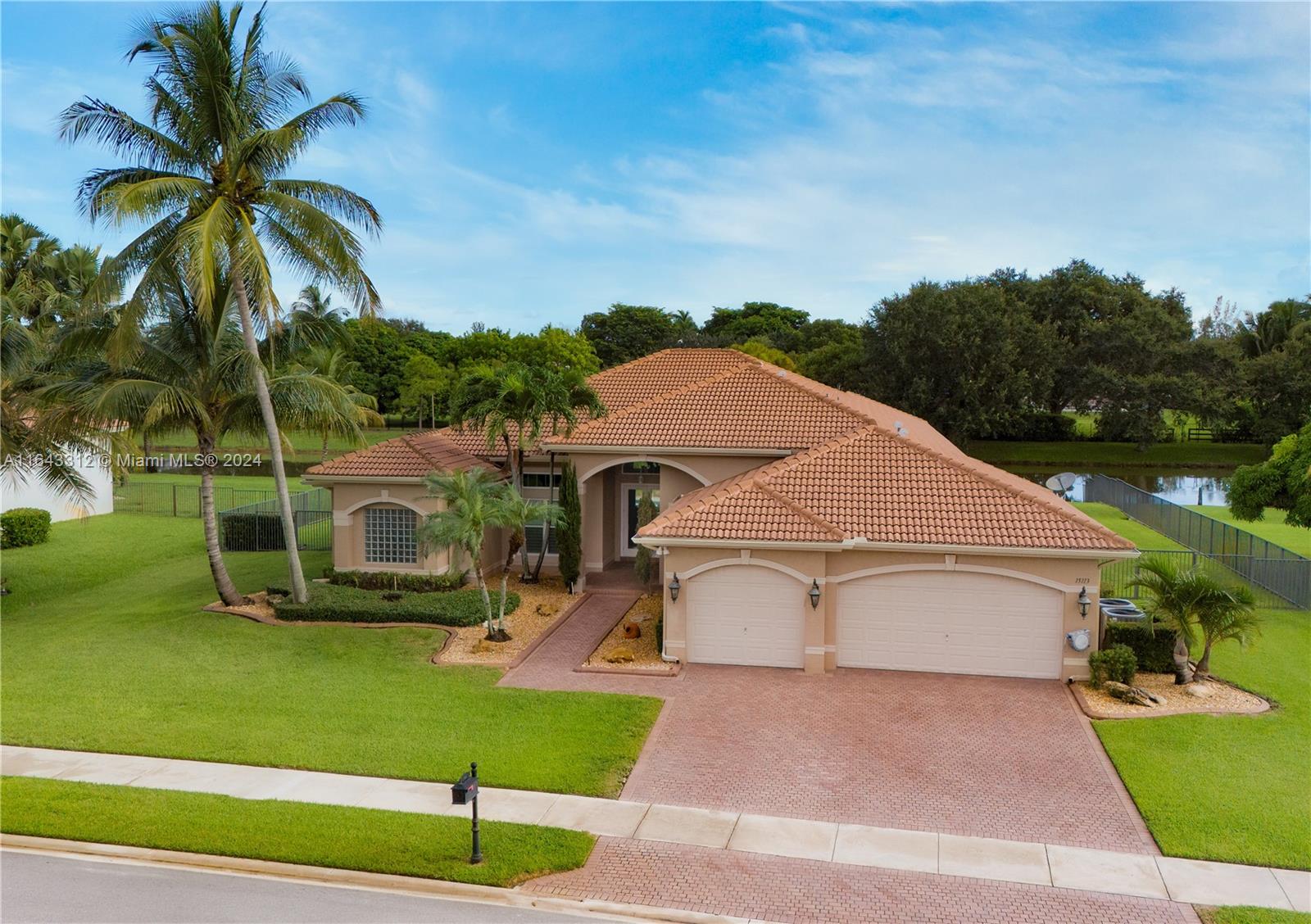 33rd St, Davie, FL 33331