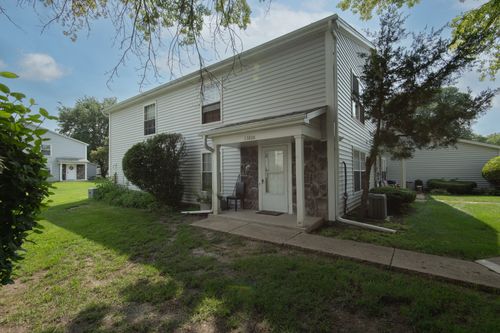 b-1380 N Glen Cir, Aurora, IL, 60506-2071 | Card Image