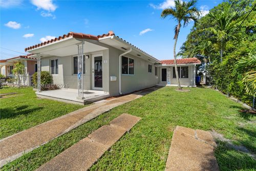 rear-unit-35 Nw 49th Ave, Miami, FL, 33126-5129 | Card Image