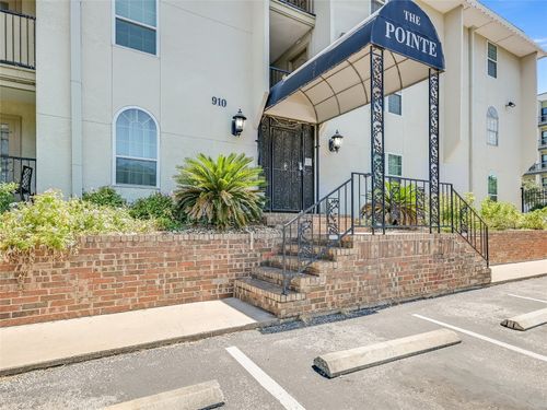 apt-31-910 Duncan Ln, Austin, TX, 78705-2636 | Card Image