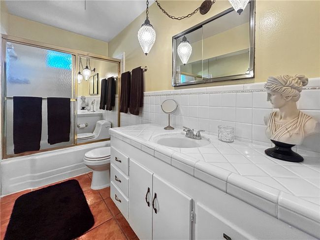 Guest Bath | Image 18