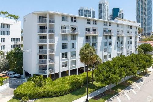 ph15-17800 Atlantic Blvd, Sunny Isles Beach, FL, 33160-2799 | Card Image