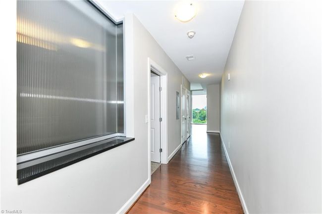 STE-310 - 201 N Elm St, House other with 1 bedrooms, 1 bathrooms and null parking in Greensboro NC | Image 5