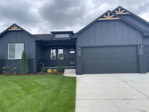 1260 N Main St, Goddard, KS, 67052-9088 | Card Image