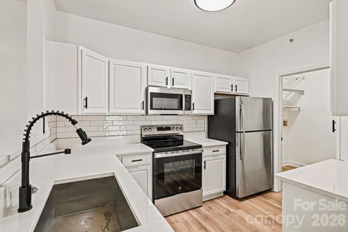16409 Golden River Ln, Charlotte, NC, 28277-2995 | Card Image