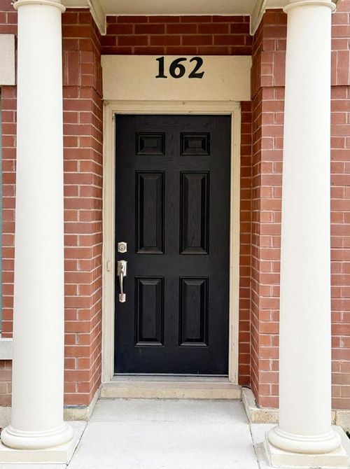 162 Festival Ct, Elgin, IL, 60120-6406 | Card Image