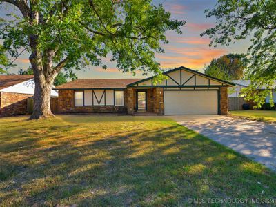 8804 E 134th Street S, House other with 4 bedrooms, 1 bathrooms and null parking in Bixby OK | Image 1