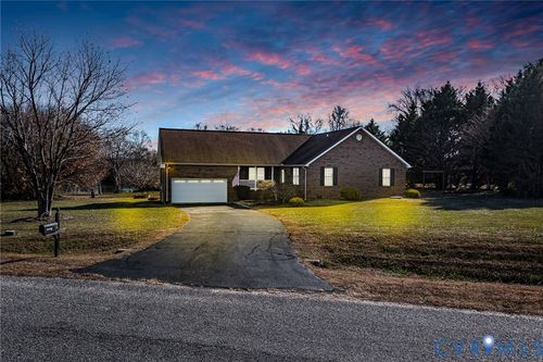 196 Matthews Cove Dr, Montross, VA, 22520-3520 | Card Image