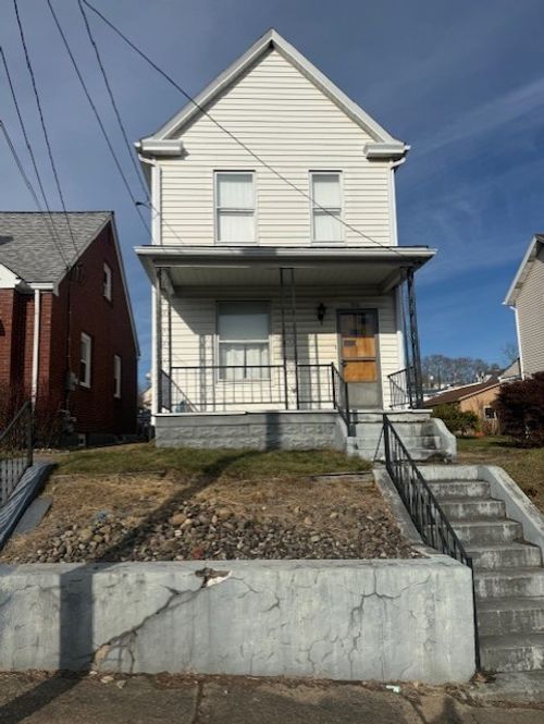211 S Allen Ave, Donora, PA, 15033-1230 | Card Image