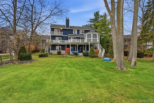 3410 Benstein Rd, Commerce Township, MI, 48382-1902 | Card Image