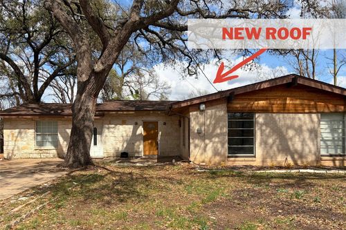2204 Fair Oaks Dr, Austin, TX, 78745-2752 | Card Image