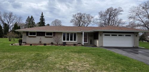 5359 S Allenwood Lane, Hales Corners, WI, 53130 | Card Image