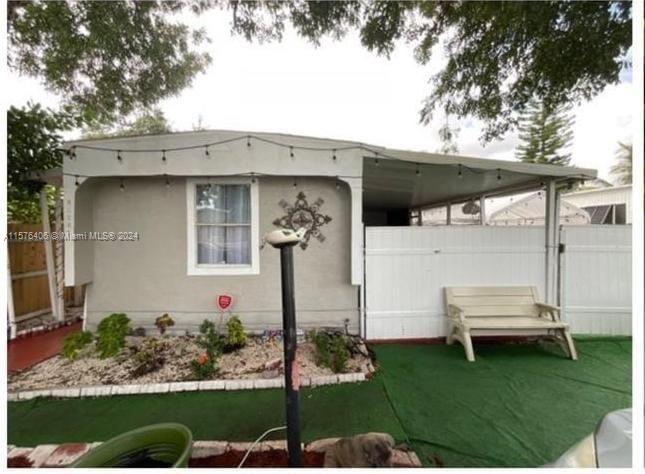 7th Ct, Pembroke Pines, FL 33029
