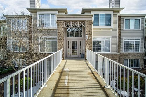 101-4230 Endeavor Dr, Colerain Twp, OH, 45252-2325 | Card Image