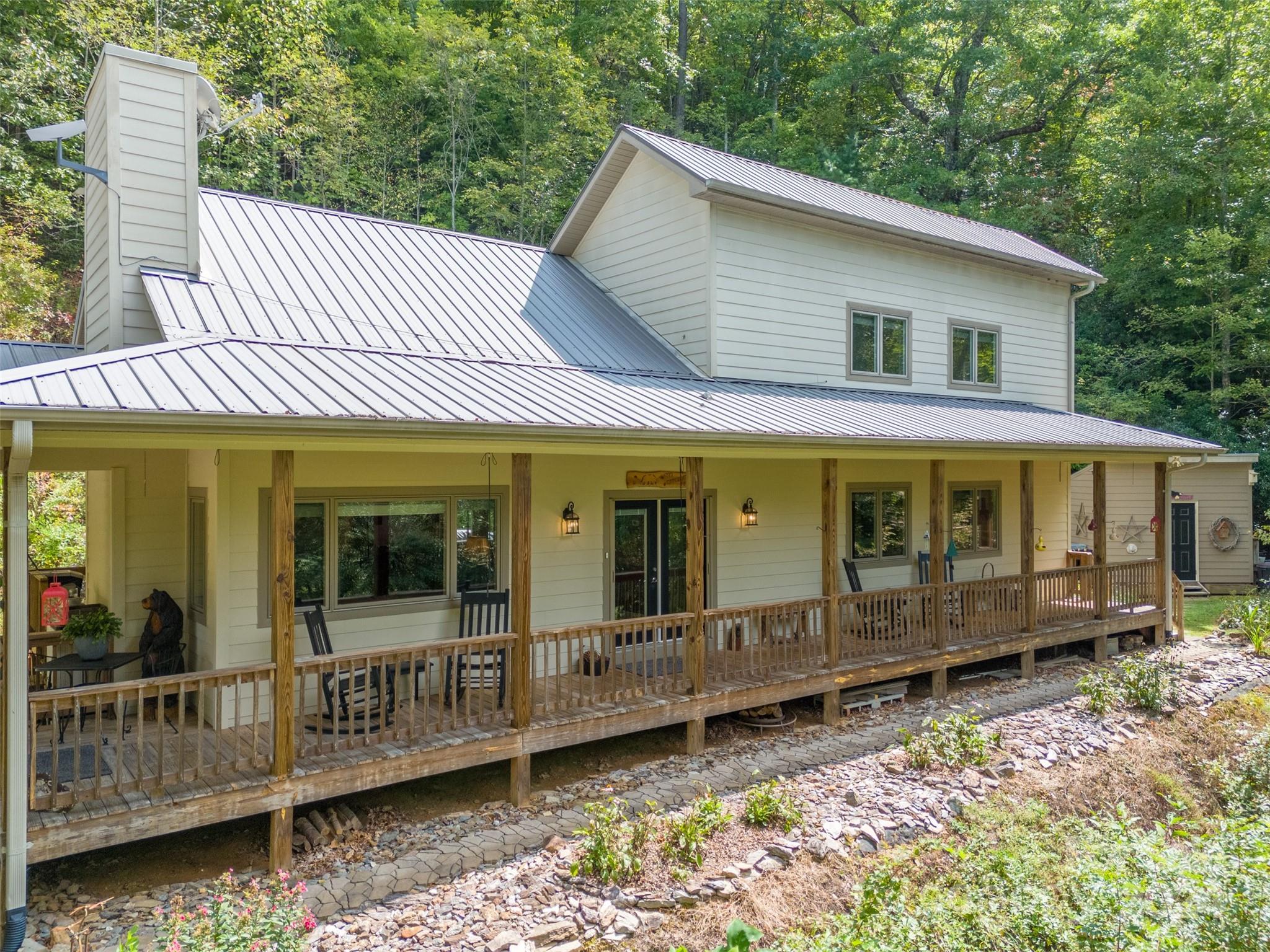 Sterling Ln, Bryson City, NC 28713