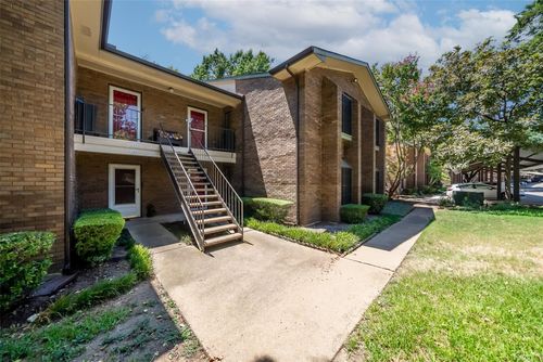 126-2505 Wedglea Drive, Dallas, TX, 75211 | Card Image