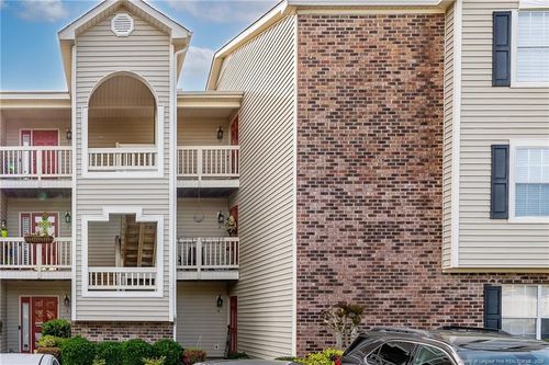 2705 Preston Woods Ln, Fayetteville, NC, 28304-3686 | Card Image