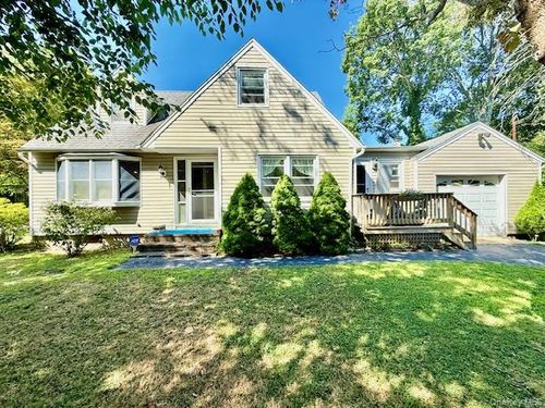 124 Cypress Dr, Mastic Beach, NY, 11951-2905 | Card Image