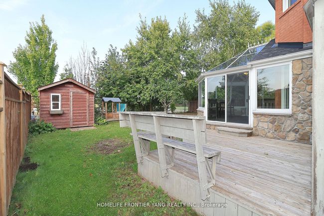 8 Wigston Crt, House other with 5 bedrooms, 3 bathrooms and 4 parking in Whitby ON | Image 40