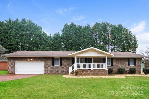 121 Crescent Place Ln, Mooresville, NC, 28117-7419 | Card Image