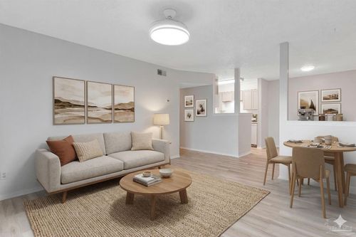 b1-2303 W Michigan Ave, Pensacola, FL, 32526-2367 | Card Image