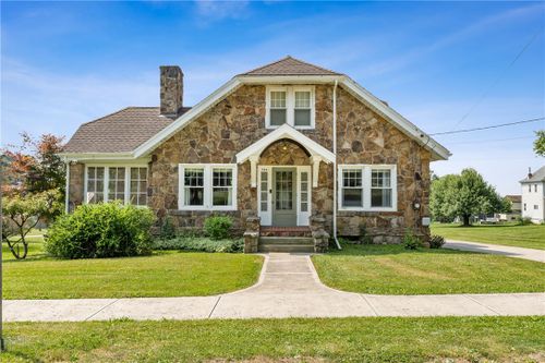 734 E Main St, Foxburg, PA, 16036 | Card Image