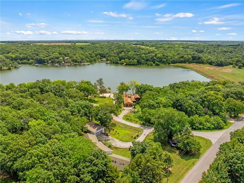 4815 Cheyenne Ln, Mc Louth, KS, 66054-4158 | Card Image