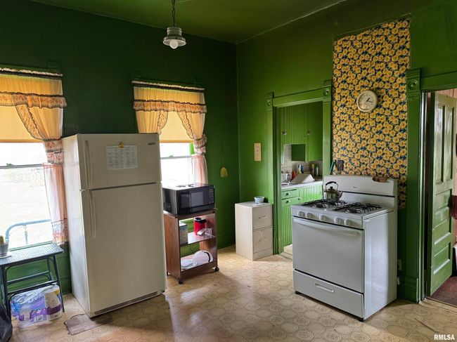 608 E Main St, House other with 2 bedrooms, 1 bathrooms and null parking in Havana IL | Image 5