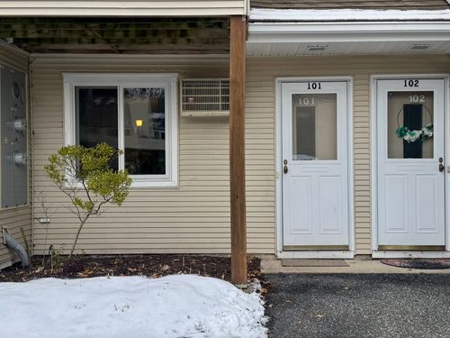 unit-101-136 Pembroke Rd, Danbury, CT, 06811-3040 | Card Image