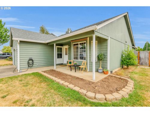 2520 Nw 3rd Way, Battle Ground, WA, 98604-4374 | Card Image