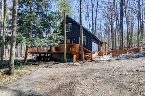 5365 Riverdale Ln, Lake Ann, MI, 49650-9725 | Card Image