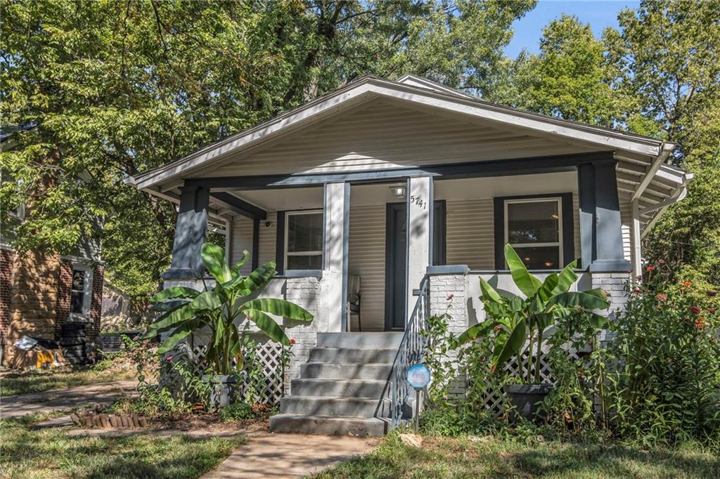 Bales Ave, Kansas City, MO 64130
