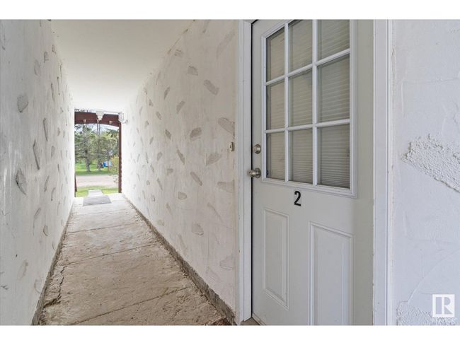 4812 45 Ave, Home with 10 bedrooms, 2 bathrooms and null parking in Evansburg AB | Image 19