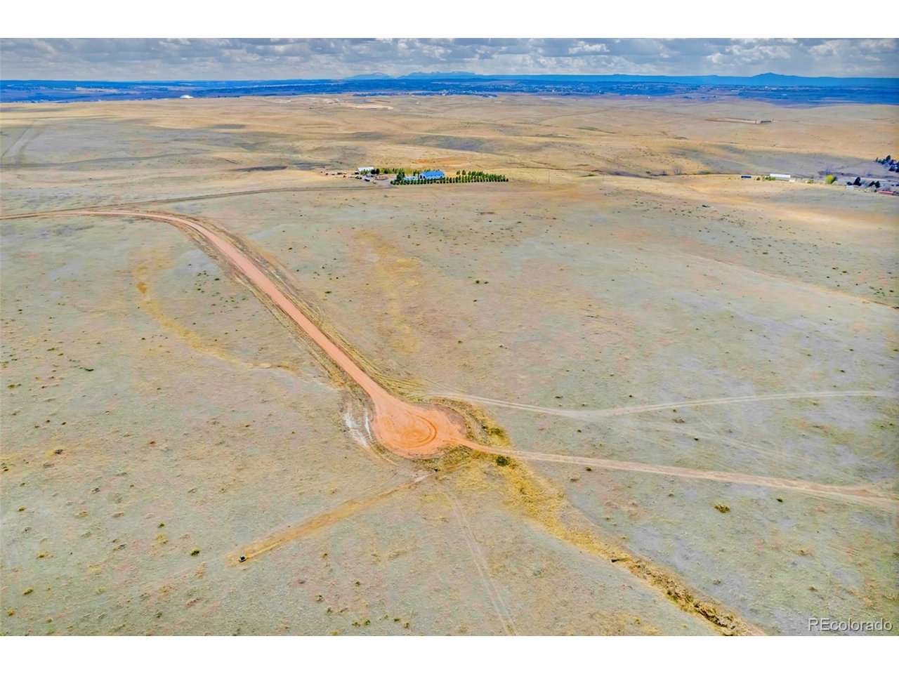 Land in Elizabeth 5