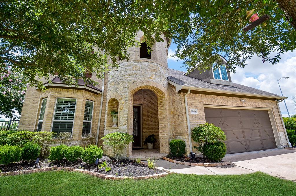 Farfalla Ln, Richmond, TX 77406