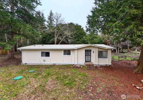 802 Hazzle Ct, Coupeville, WA, 98239-9596 | Card Image