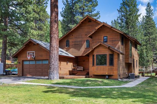 16139 Lancaster Pl, Truckee, CA, 96161-1622 | Card Image