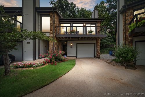 1517-1517 Riverside Dr, Tulsa, OK, 74119-3815 | Card Image