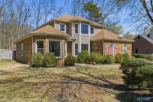 137 Oakhurst Dr, Madison, AL, 35758-8192 | Card Image