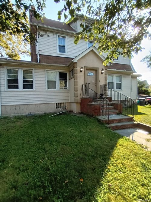 17704 137th Ave, Jamaica, NY, 11434-4018 | Card Image