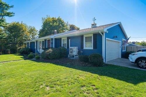95 Caroline Ave, Somerset, MA, 02725-2105 | Card Image