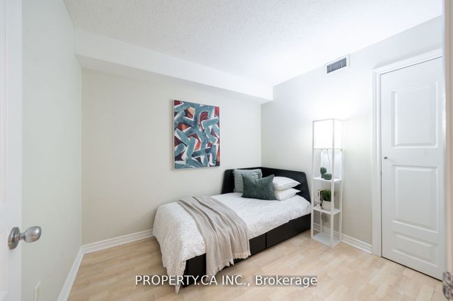 305 - 801 Bay St, Condo with 1 bedrooms, 2 bathrooms and 1 parking in Toronto ON | Image 19