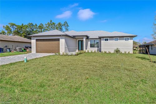 10621 Landau Ln, BONITA SPRINGS, FL, 34135-6794 | Card Image