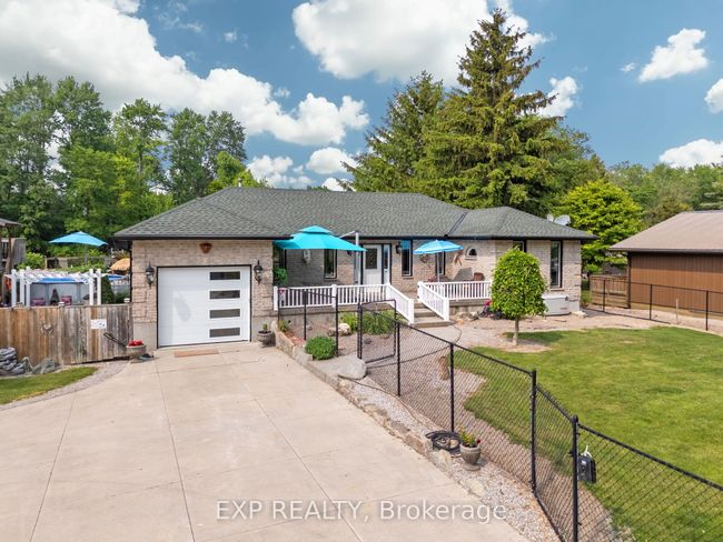 8458 Lazy Lane, House other with 3 bedrooms, 2 bathrooms and 16 parking in Thedford ON | Image 5