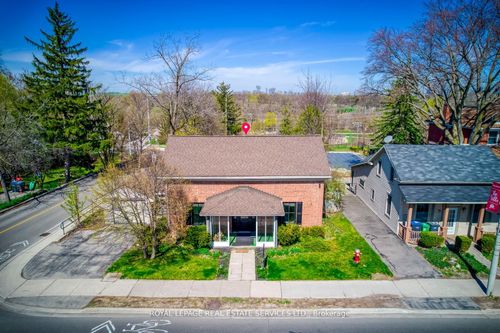 317 Queen St S, Mississauga, ON, L5M1M3 | Card Image
