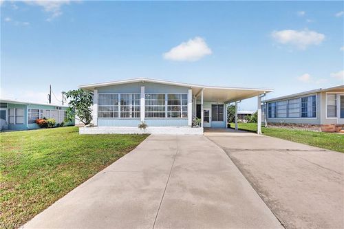 557 Peace Lake Ct, NORTH FORT MYERS, FL, 33917 | Card Image