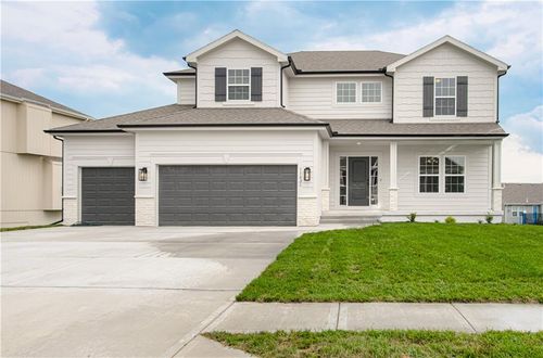 11821 N Wheeling Ave, Kansas City, MO, 64156-1113 | Card Image